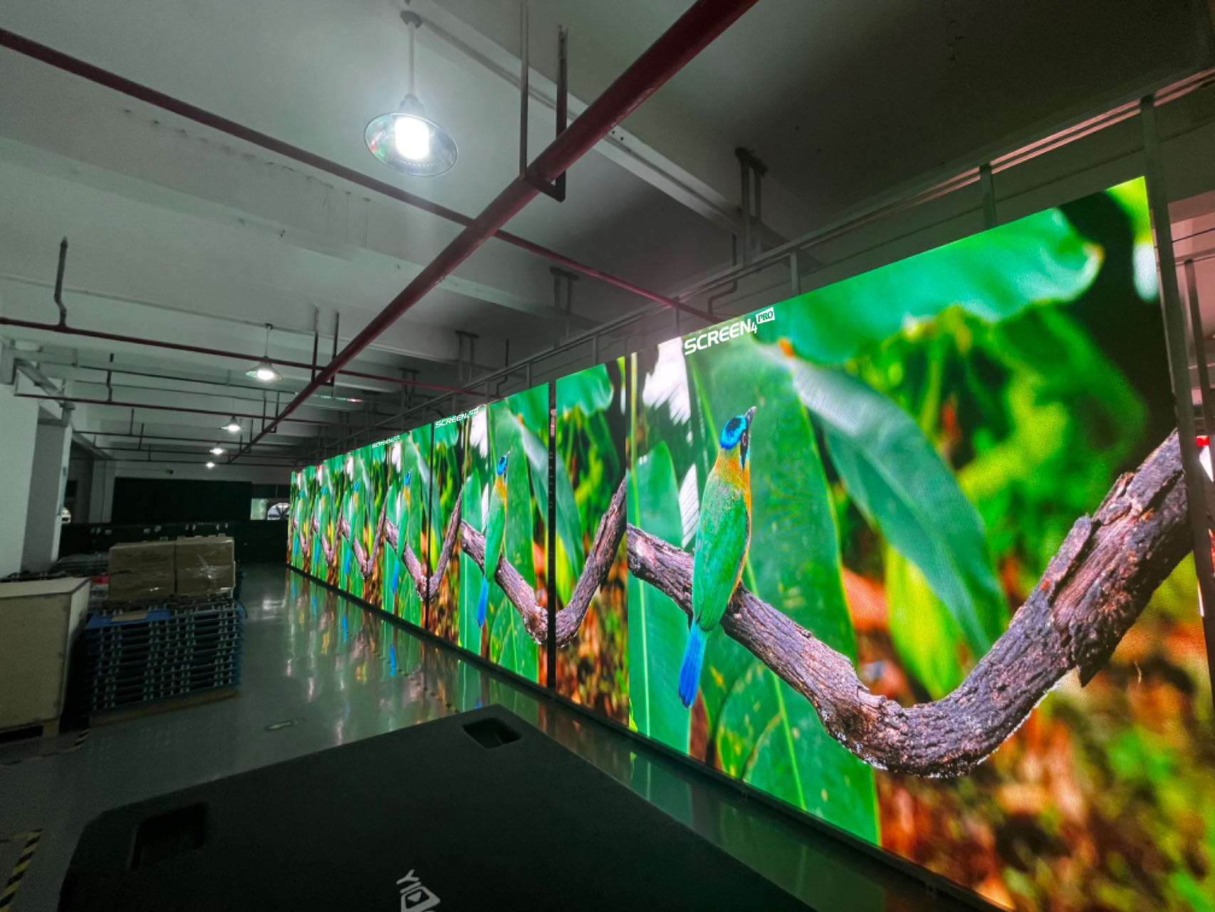 MS series 3.9 outdoor delivery , 175° viewing angle , 3840Hz , 5000nits